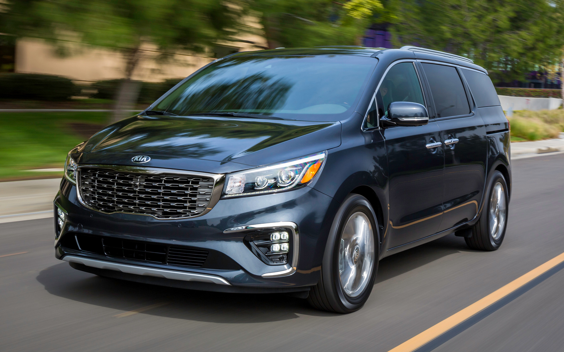 Nâng Cấp Rada Cảnh Báo Điểm Mù Kia Sedona Lắp Đặt Theo Xe Chính Hãng | BSM 4S