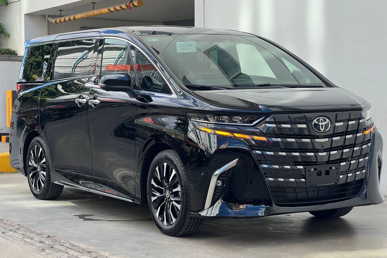 Nâng Cấp Rada Cảnh Báo Điểm Mù Toyota Alphard Lắp Đặt Theo Xe Chính Hãng | BSM 4S
